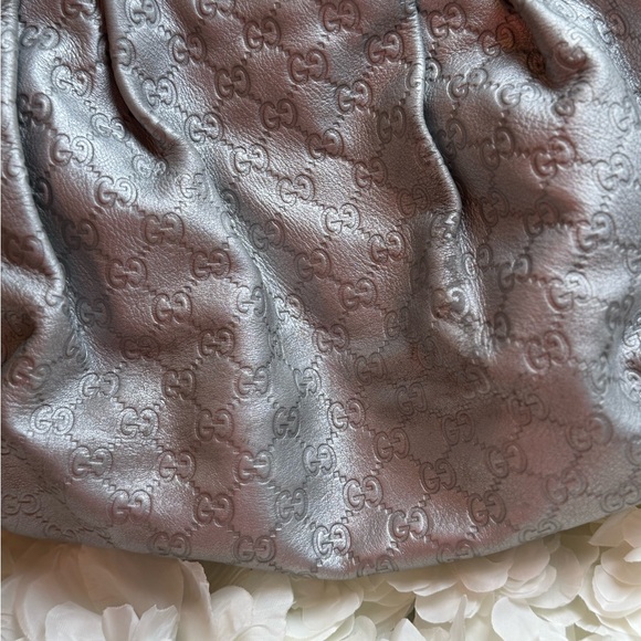 Gucci Sukey Metallic Silver Shoulder Bag With Charm- Authentic - Picture 9 of 16